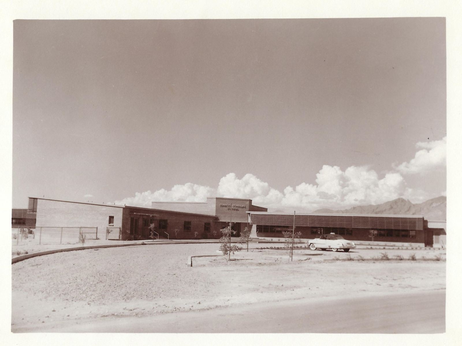 Photo of Bonillas Campus in 1954